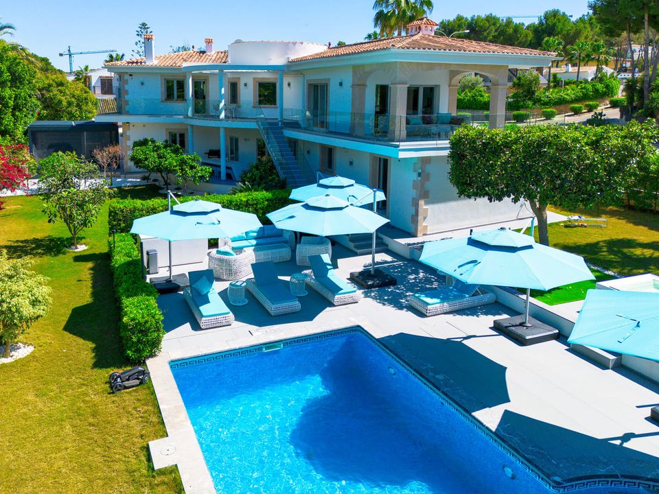 Villa i Nova Santa Ponsa, Mallorca - foto 1
