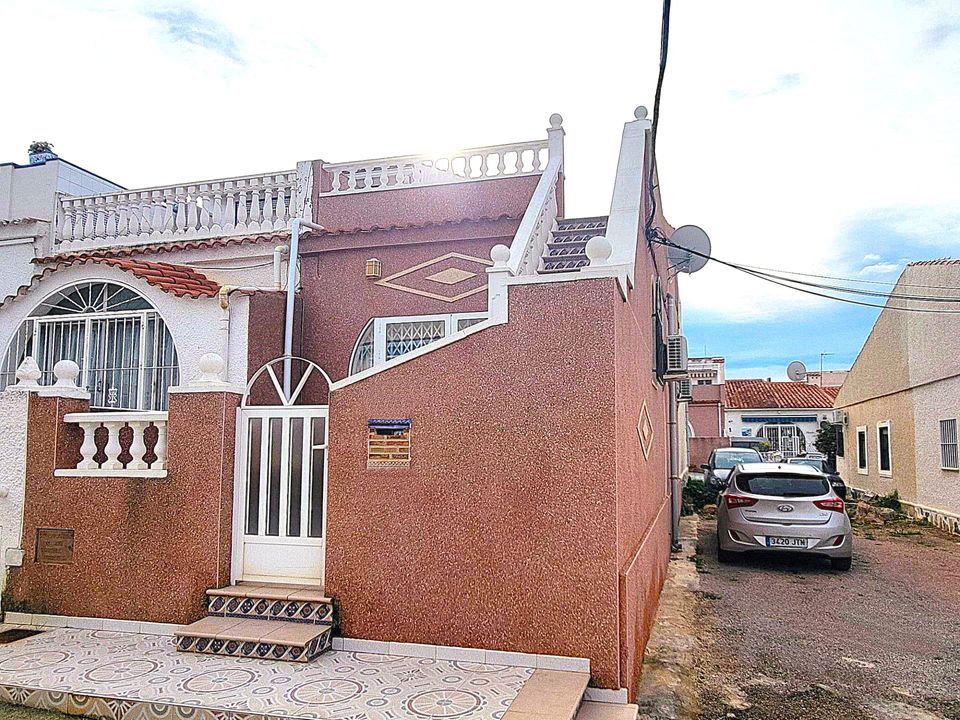 Byhus i El Chaparral, Alicante - foto 1