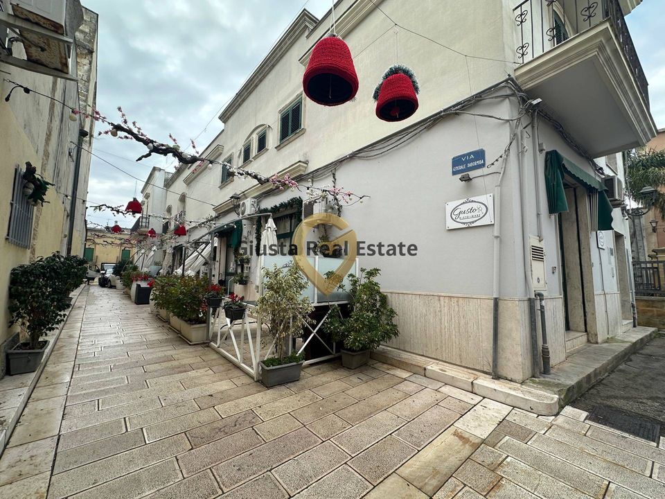 Erhvervsejendom i San Pietro Vernotico, Brindisi - foto 1