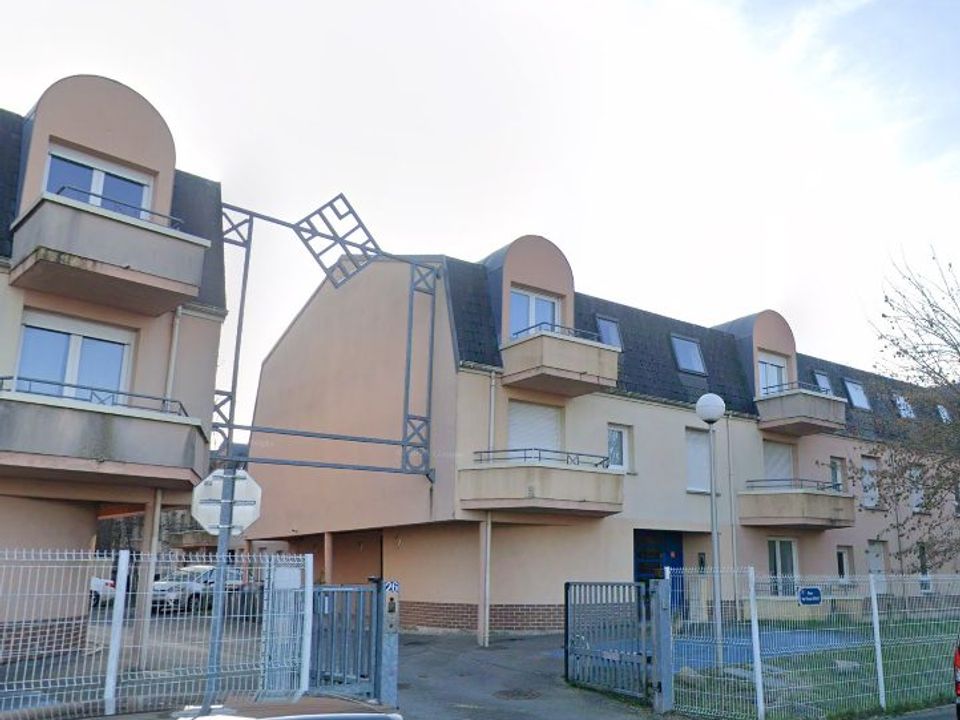 Lejlighed i Saint-Quentin, Aisne - foto 3