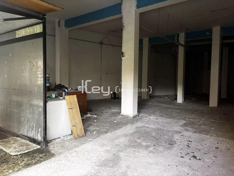 Erhvervsejendom i Terracina, Latina - foto 5