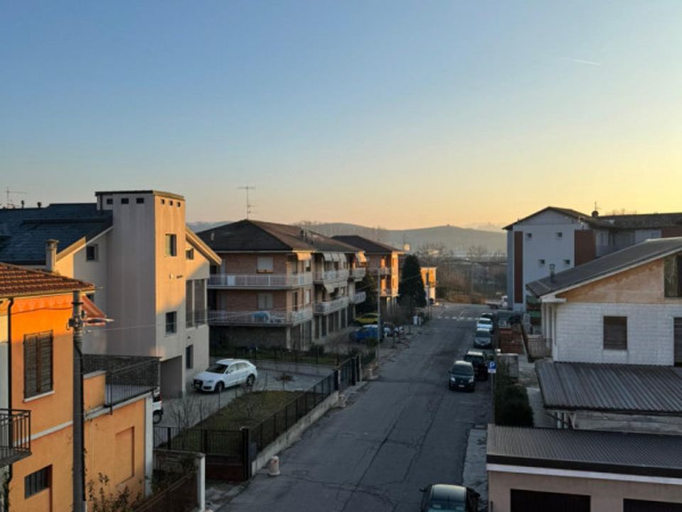 Lejlighed i Grinzane Cavour, Cuneo - foto 3