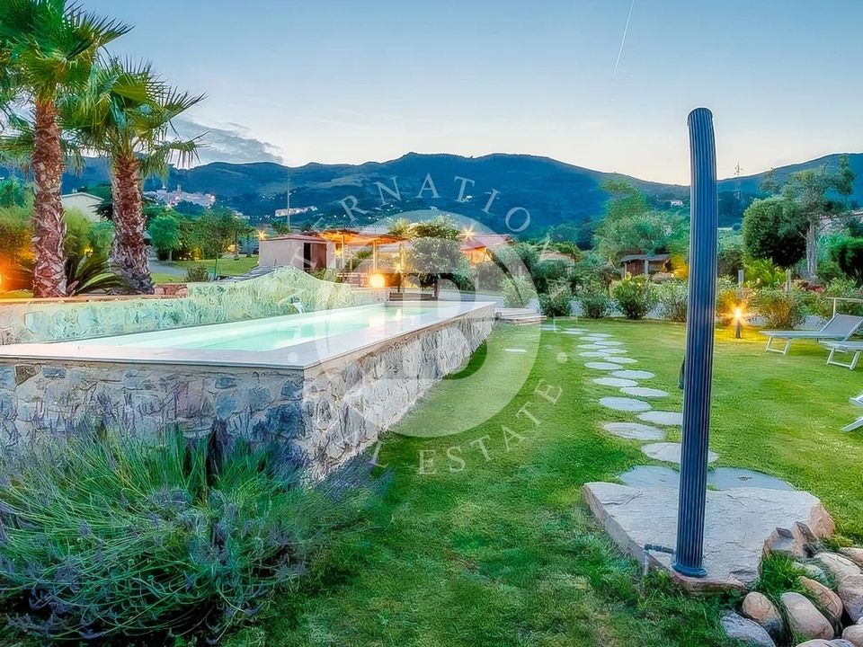 Villa i Rio Marina, Livorno - foto 1