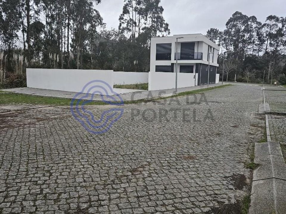 Helårsgrund i Espinho, Aveiro - foto 2
