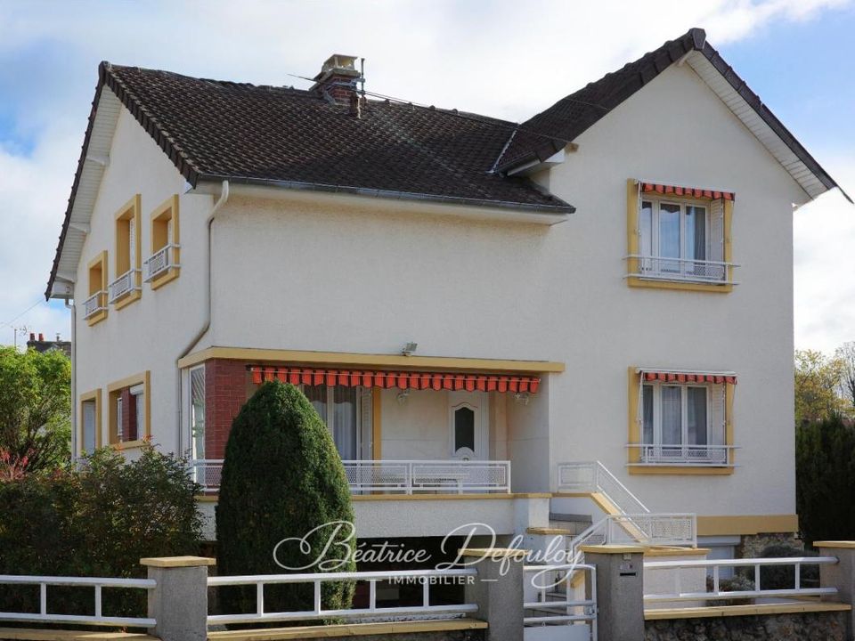 Villa i Margny-les-Compiegne, Oise - foto 1
