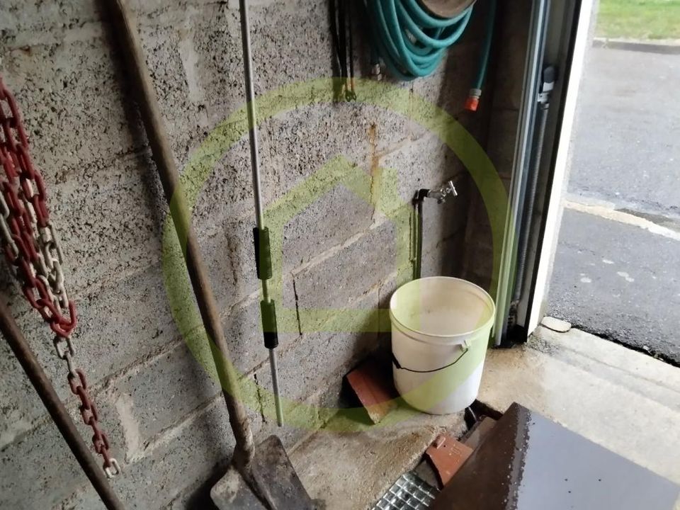 Garage i Le Plessier-sur-Saint-Just, Oise - foto 4