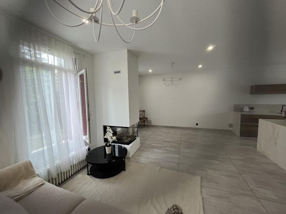 Villa i Vaulx-en-Velin, Rhone - foto 4