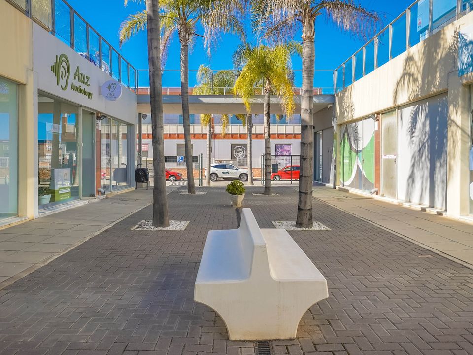 Erhvervsejendom i La Marina, Alicante - foto 4