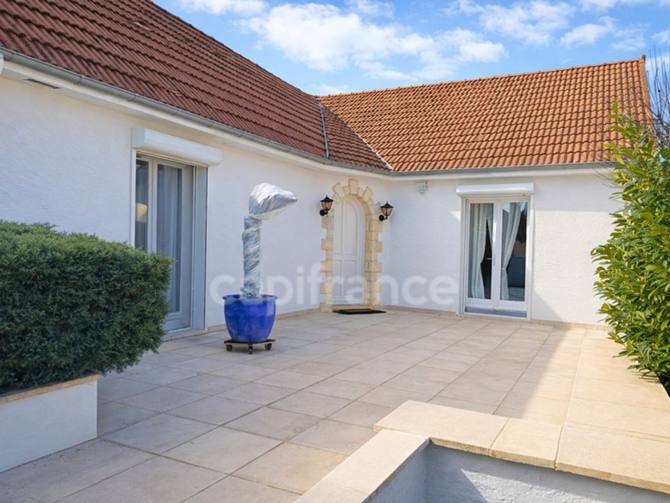 Villa em Nevers, Nievre - foto 1