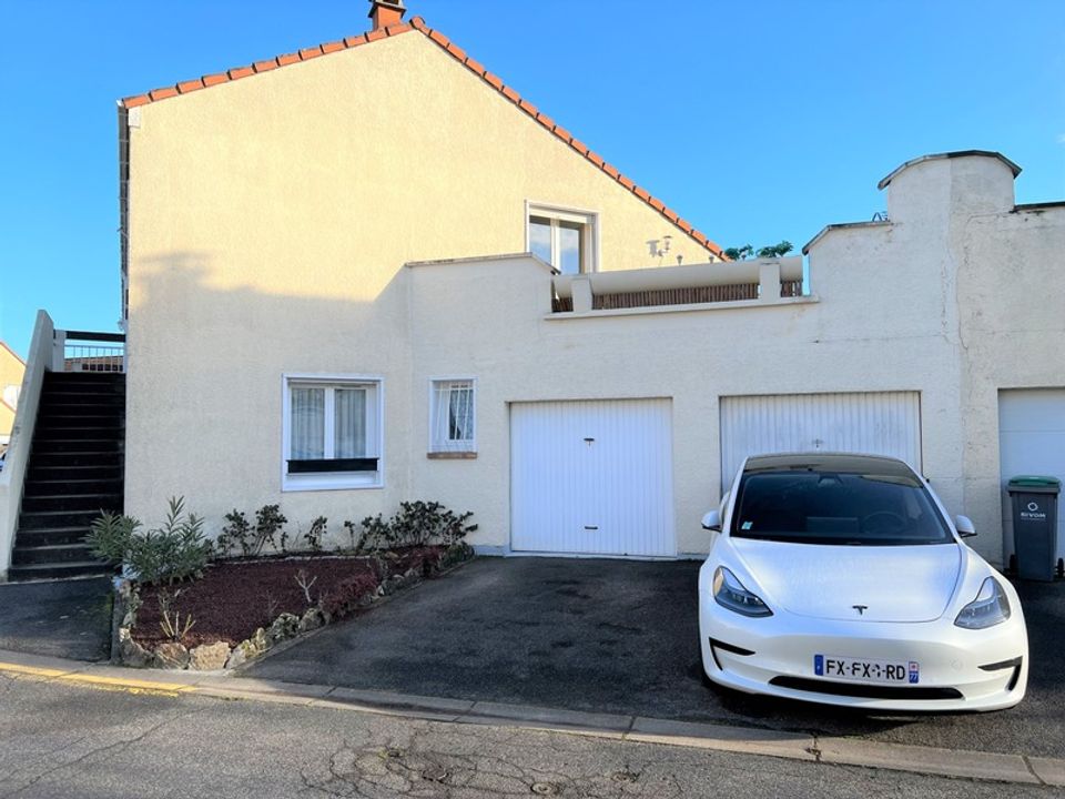 Lejlighed i Combs-la-Ville, Seine-et-Marne - foto 1