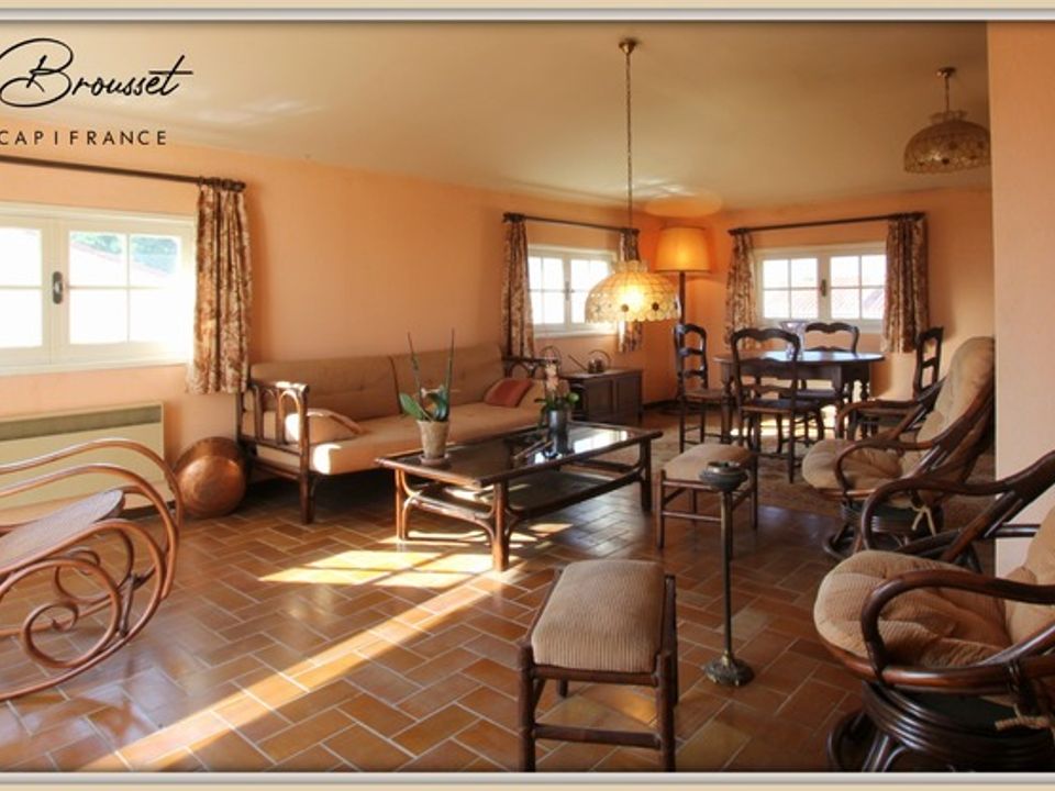 Villa i Le Boulou, Pyrenees-Orientales - foto 5