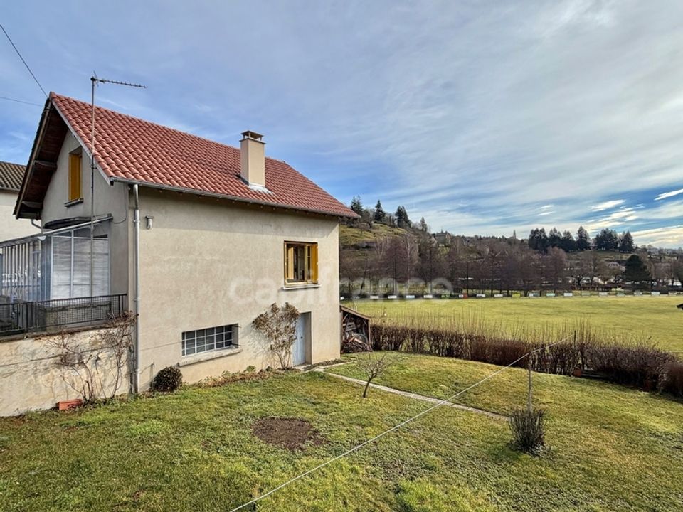 Villa i Saint-Just-en-Chevalet, Loire - foto 2