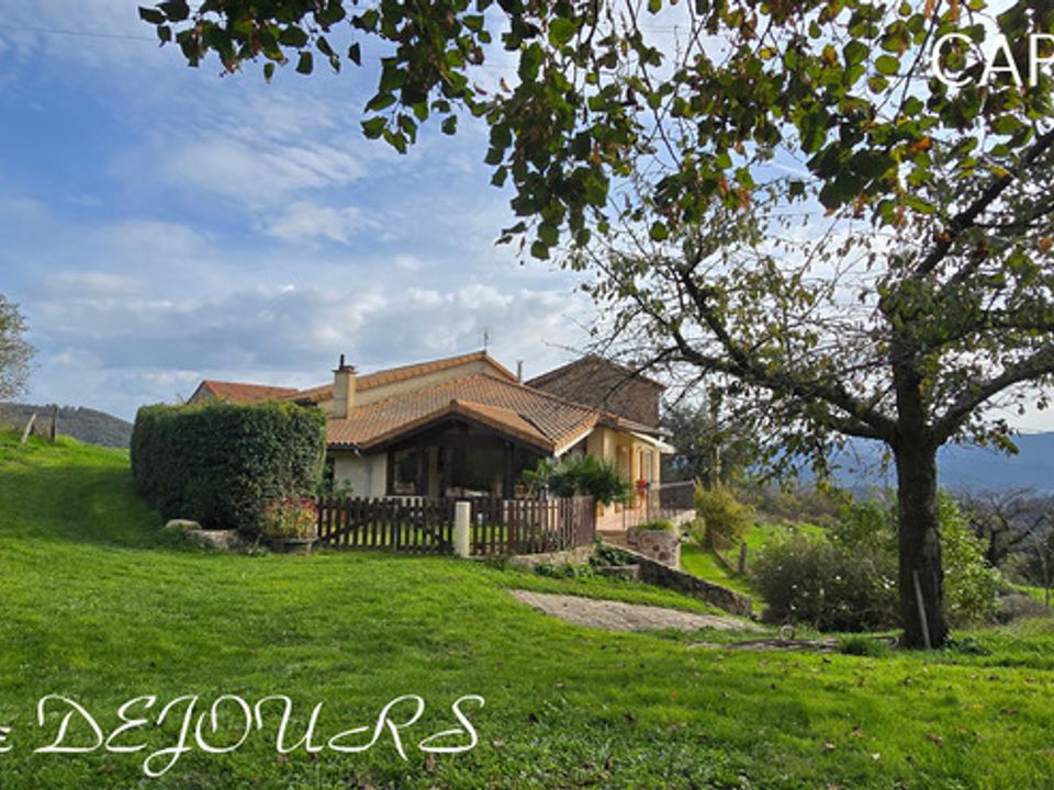 Villa a Saint-Michel-de-Chabrillanoux, Ardeche - foto 2
