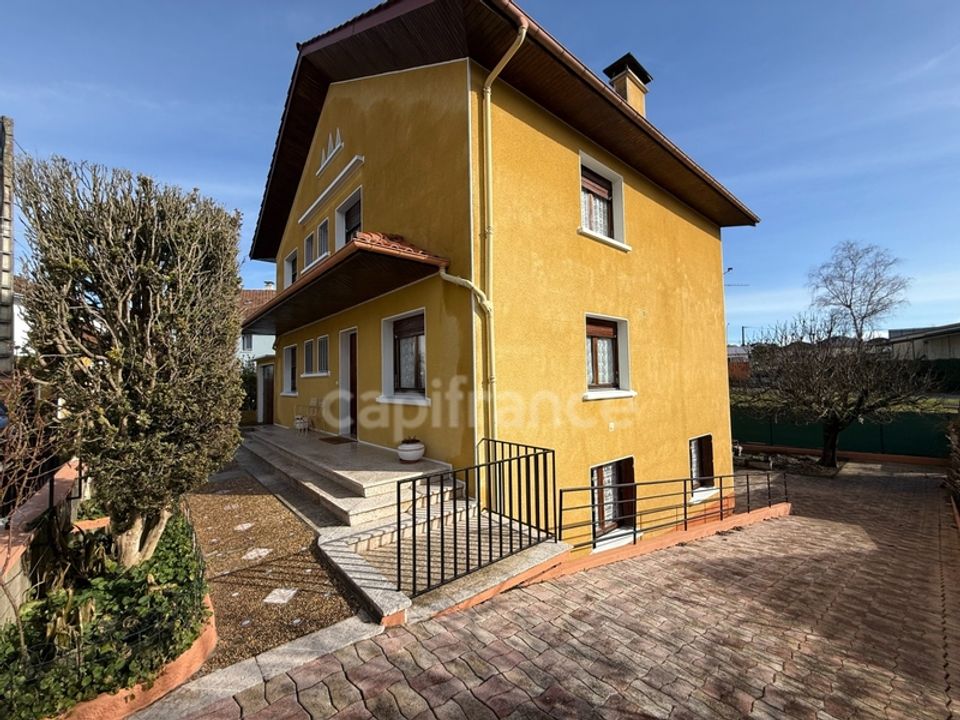 Villa i Lourdes, Hautes-Pyrenees - foto 1