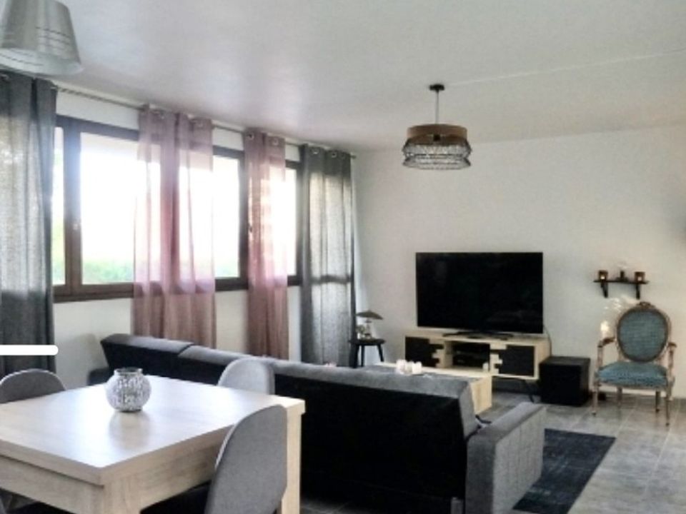 Lejlighed i Créteil, Val-de-Marne - foto 2
