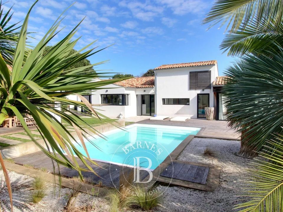 Villa i Le Bois-Plage-en-Ré, Charente-Maritime - foto 1