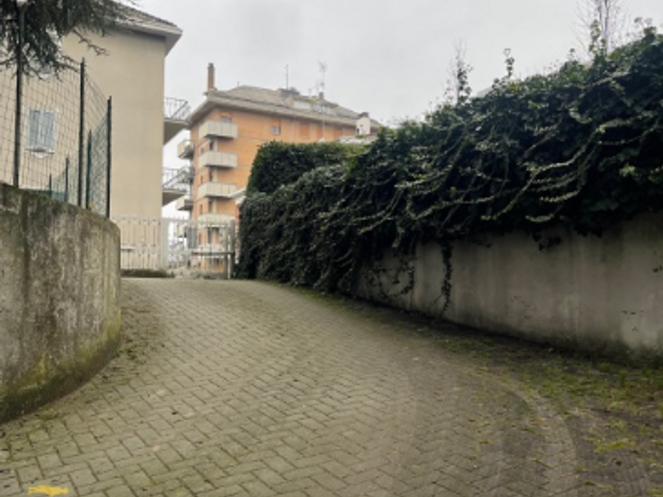 Garaż: Parma, Parma – zdjęcie 1