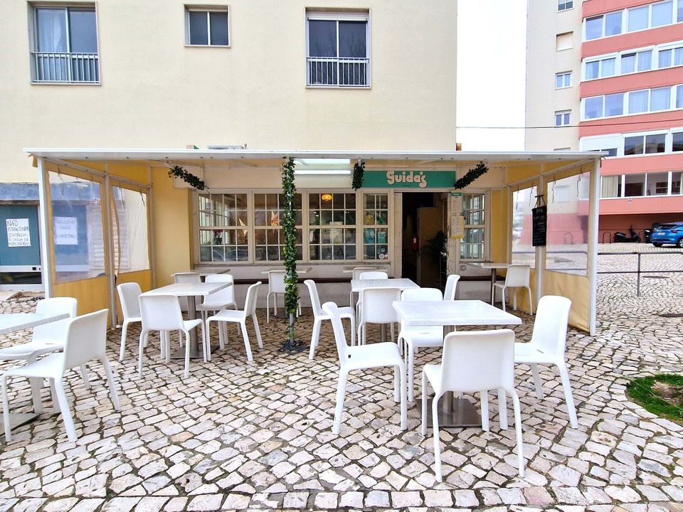 Erhvervsejendom i Carcavelos, Lisbon - foto 2