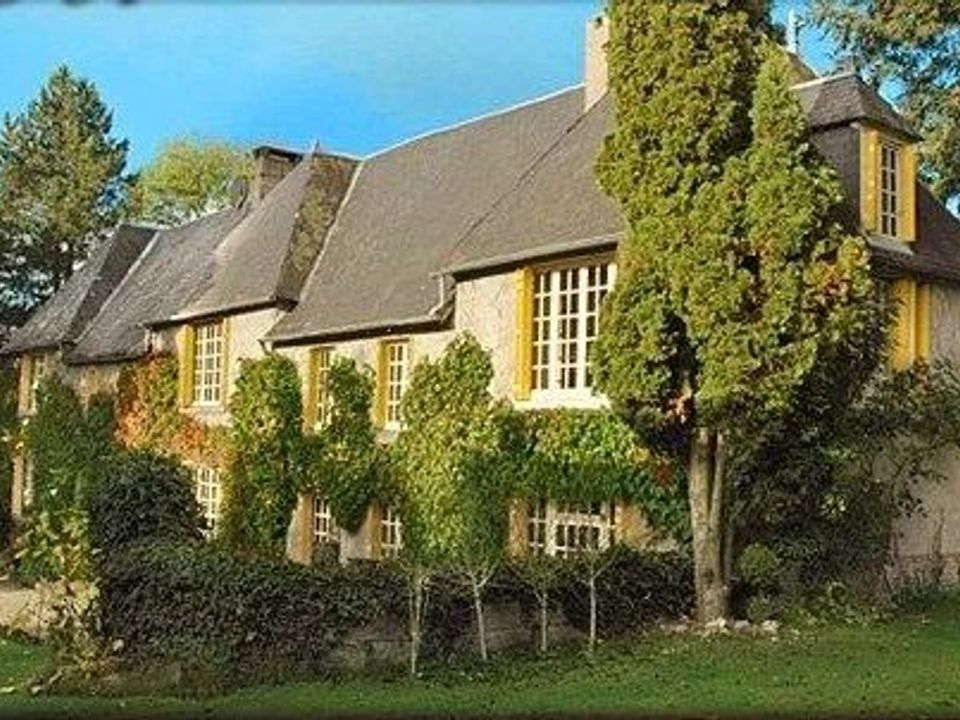Villa i Saint-Maurice-pres-Pionsat, Puy-de-Dome - foto 1