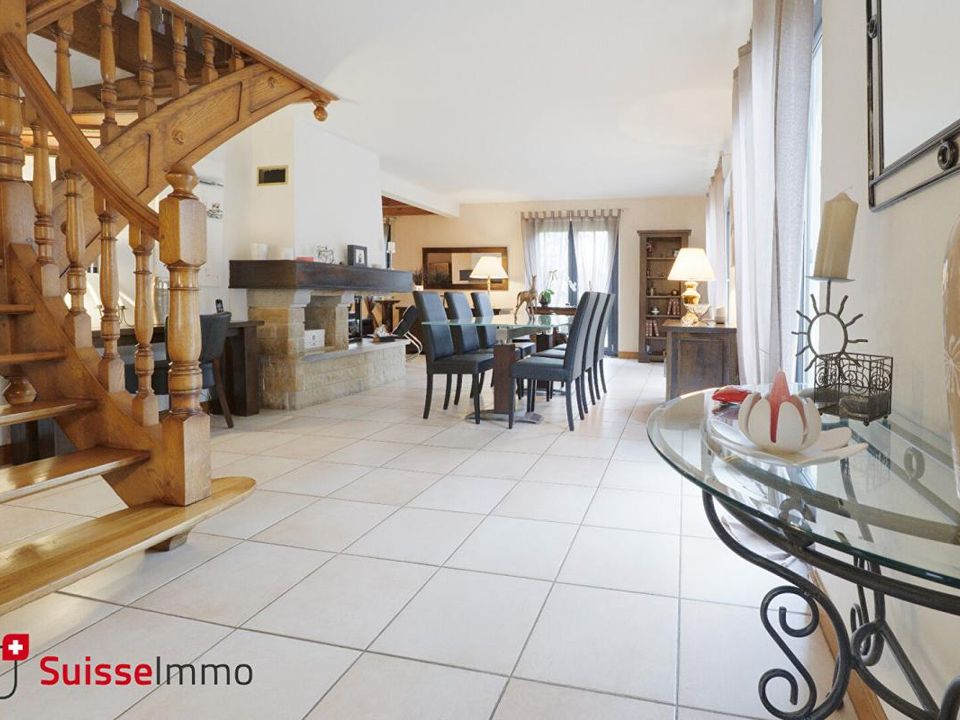 Villa i Montbeliard, Doubs - foto 4