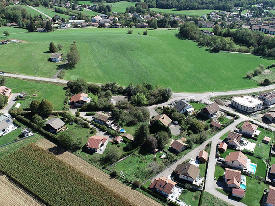 Helårsgrund i Groisy, Haute-Savoie - foto 1