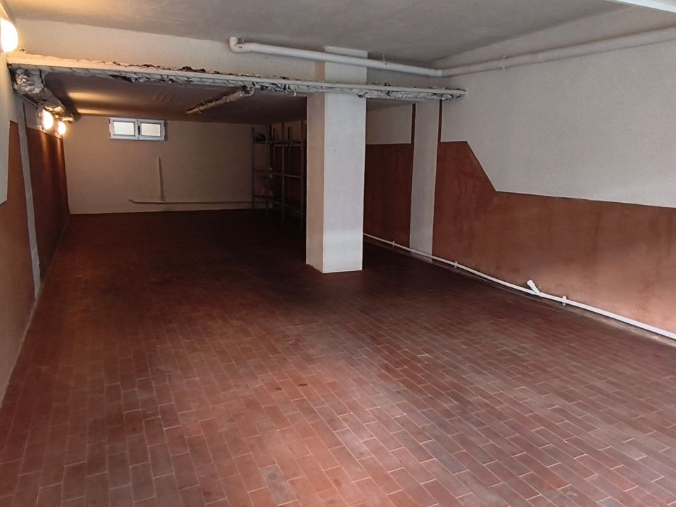 Garasje i Modena, Modena - bilde 1