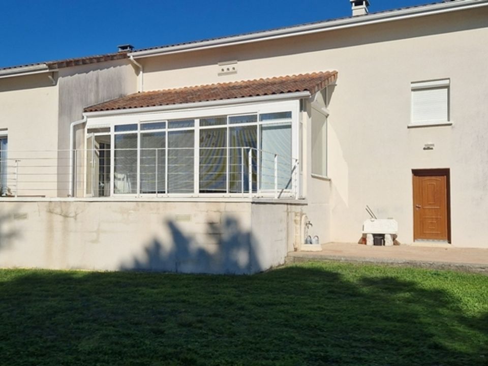 Landejendom i Mouthiers-sur-Boeme, Charente - foto 4
