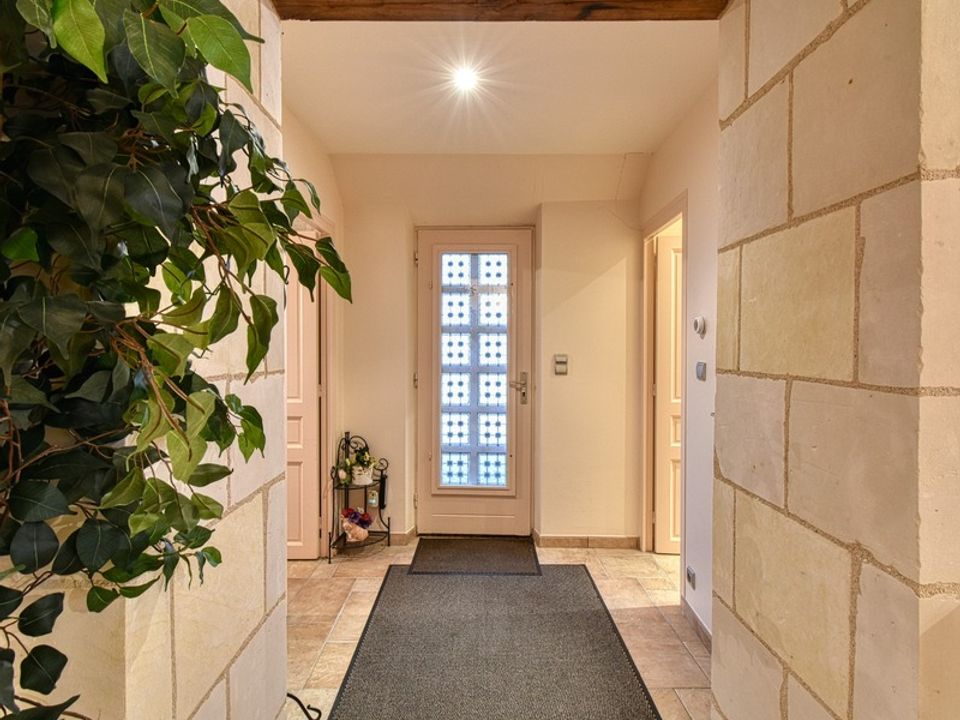 Landsbyhus i Neuilly-le-Brignon, Indre-et-Loire - foto 2
