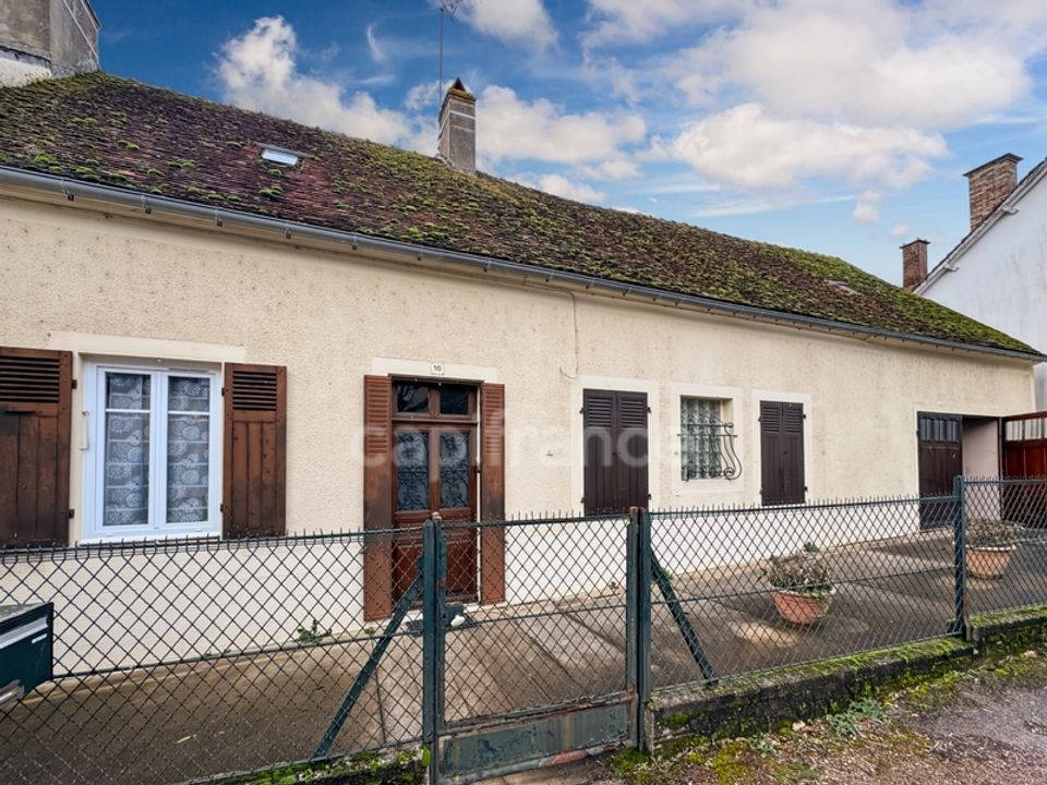 Landsbyhus i Chatillon-en-Bazois, Nievre - foto 1