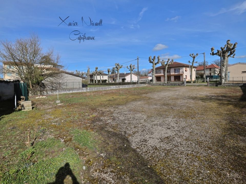Villa i Montrevel-en-Bresse, Ain - bilde 1