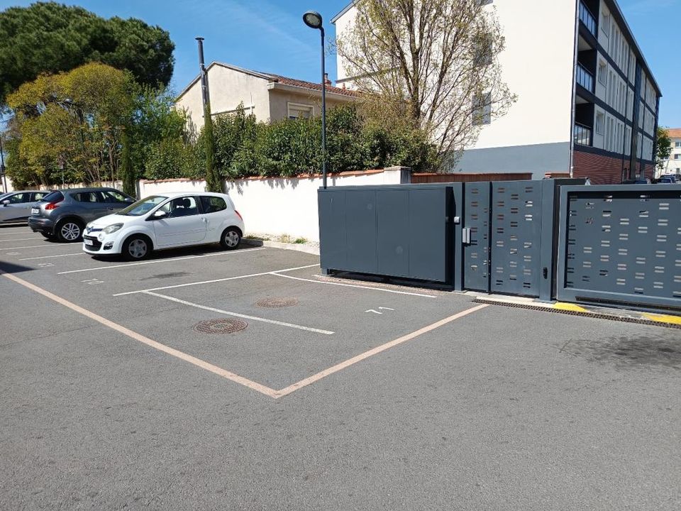 Parkeringsplads i Albi, Tarn - foto 1