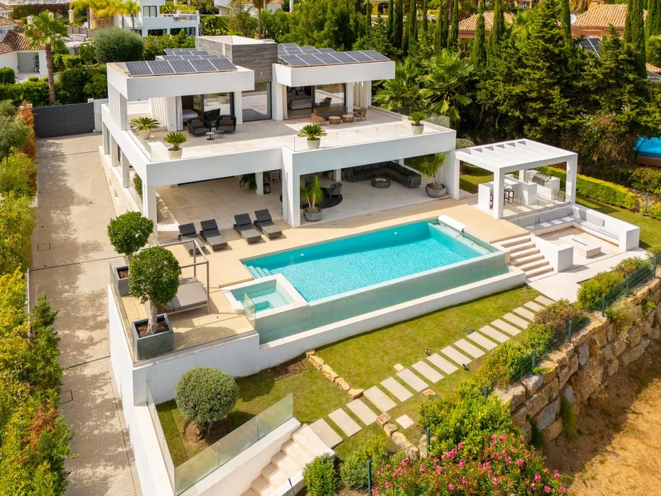 Villa i Nueva Andalucia, Malaga - foto 1
