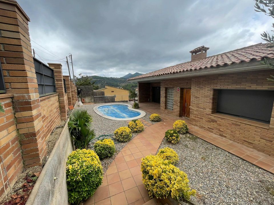 Villa in Arenys De Munt, Barcelona - foto 1