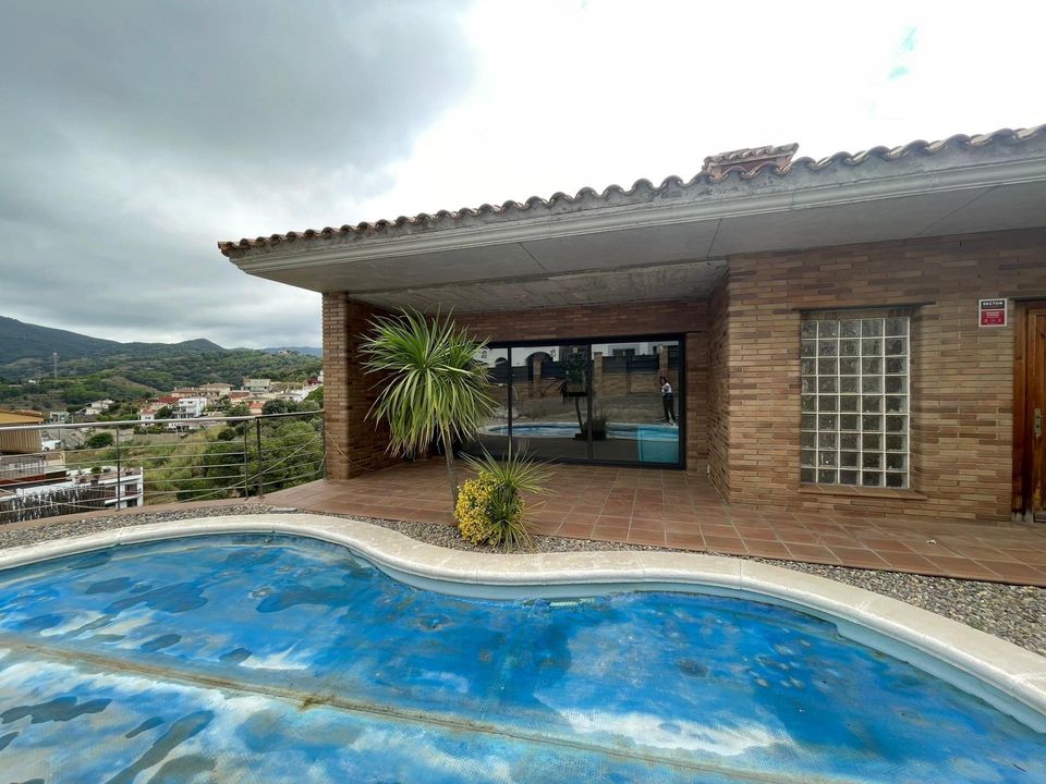 Villa in Arenys De Munt, Barcelona - foto 2