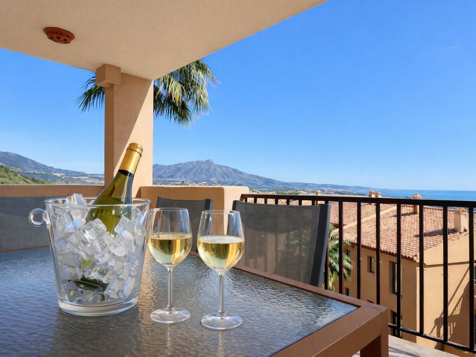 Lejlighed i Benahavis, Malaga - foto 1