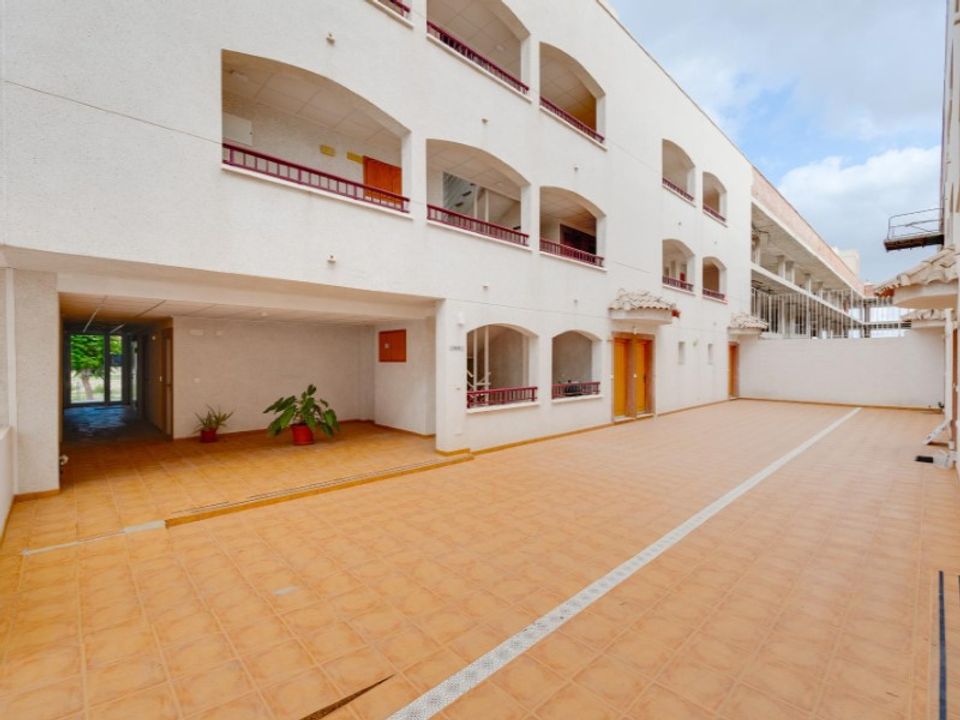 Lejlighed i Daya Vieja, Alicante - foto 4