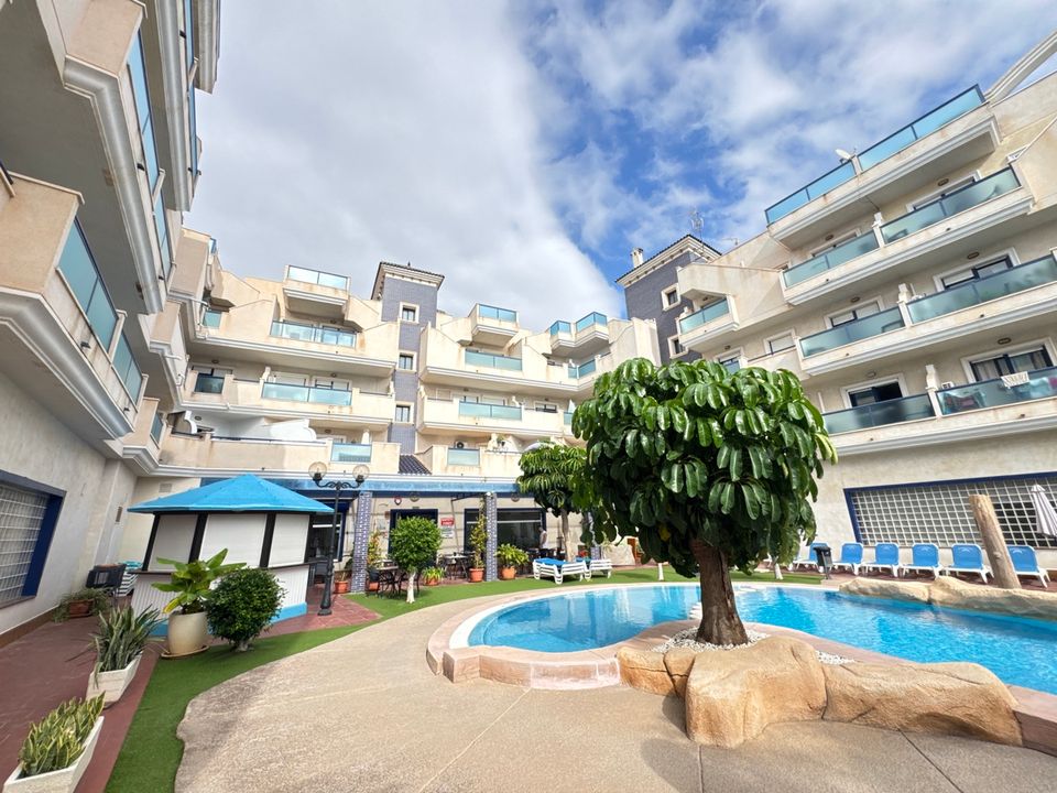 Lejlighed i Cabo Roig, Alicante - foto 1