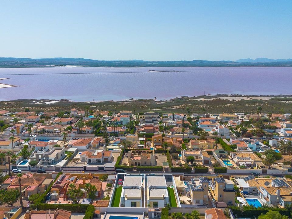 Villa i Torrevieja, Alicante - foto 1