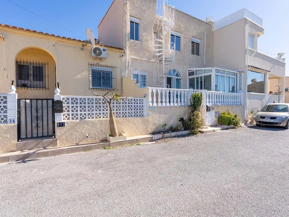Byhus i La Marina, Alicante - foto 1