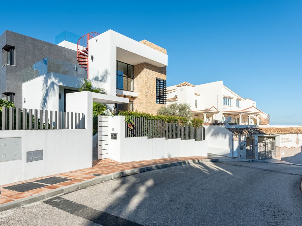 Villa i Cerros Del Aguila, Malaga - foto 1