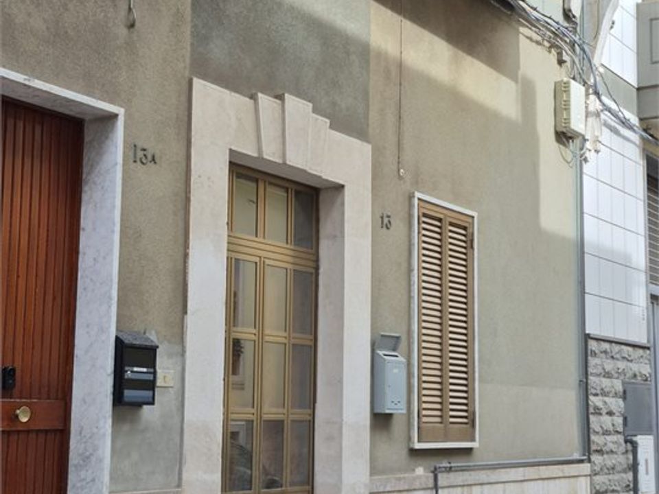 Villa i Bari, Bari - foto 1