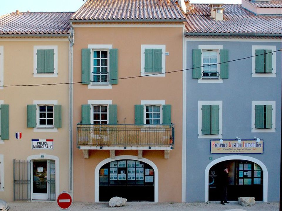 Lejlighed i Le Thor, Vaucluse - foto 3