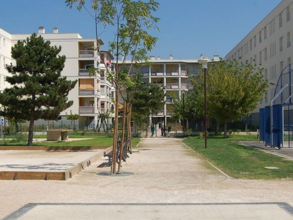 Lejlighed i L'Isle-sur-la-Sorgue, Vaucluse - foto 1