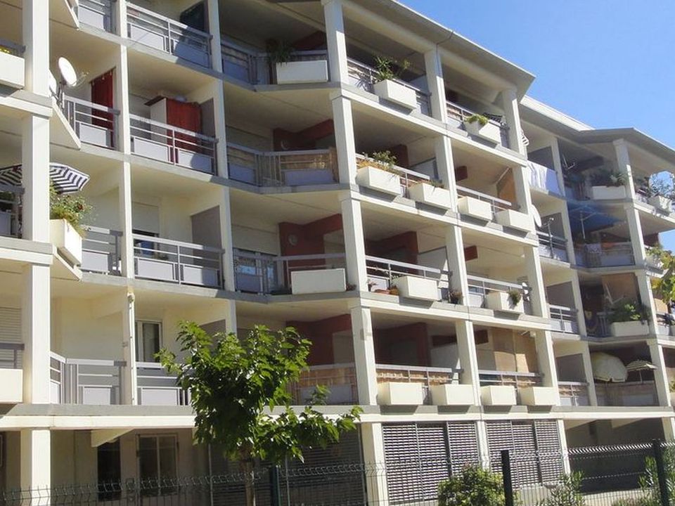 Lejlighed i L'Isle-sur-la-Sorgue, Vaucluse - foto 2