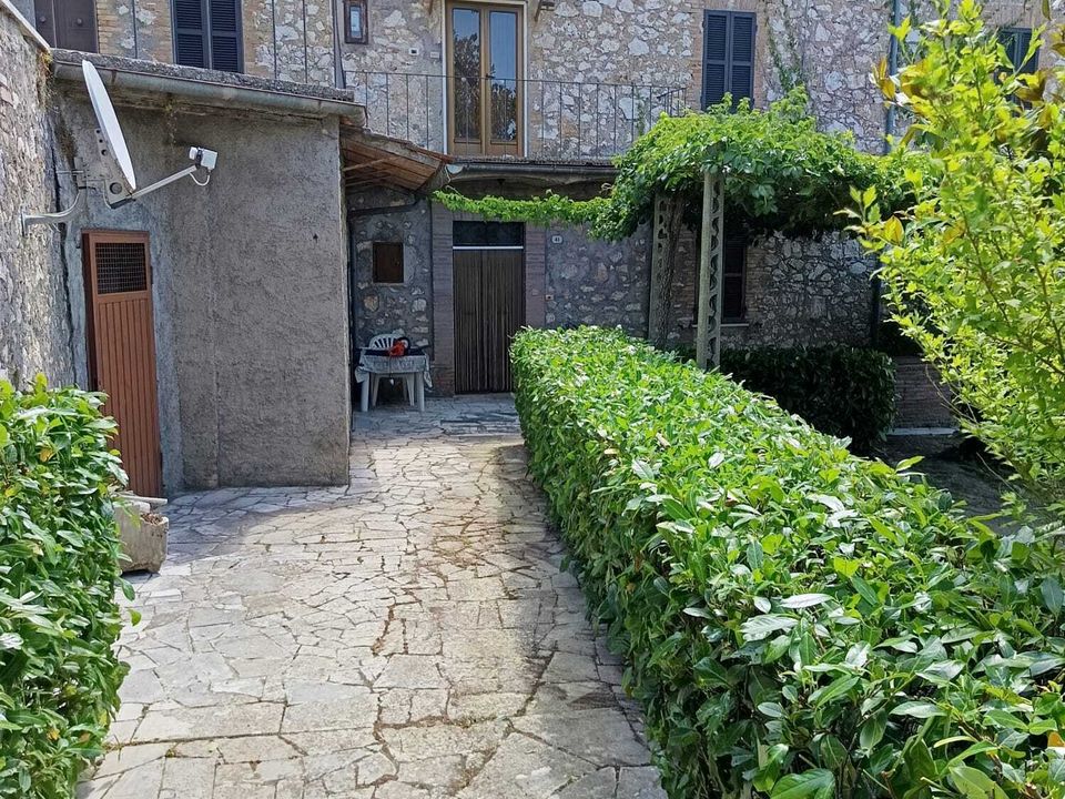 Byhus i Amelia, Terni - foto 1