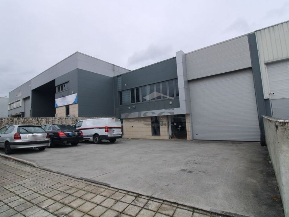 Propiedad comercial en Valongo, Porto - foto 1