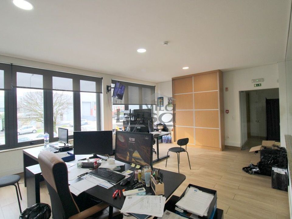 Propiedad comercial en Valongo, Porto - foto 3