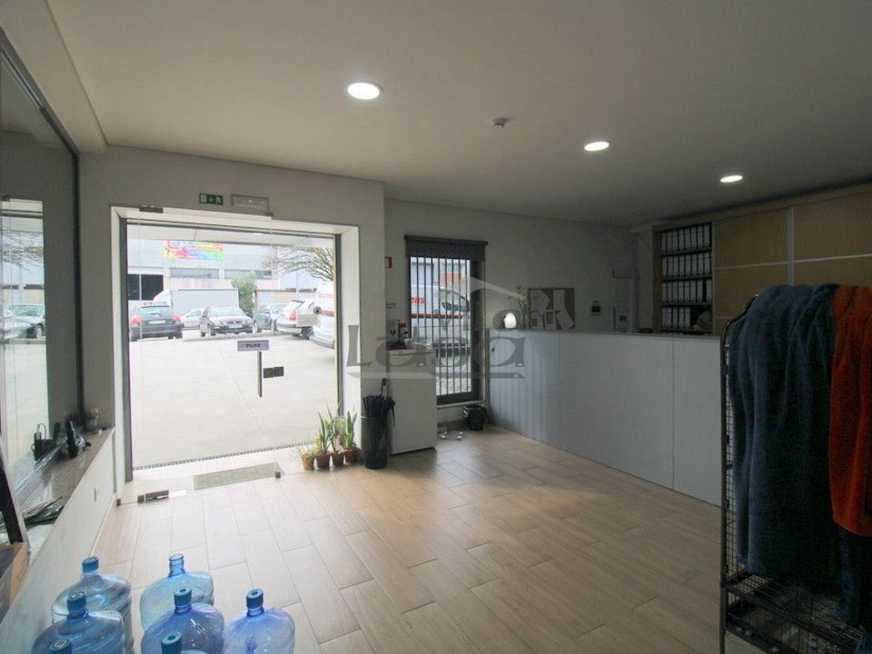 Propiedad comercial en Valongo, Porto - foto 5