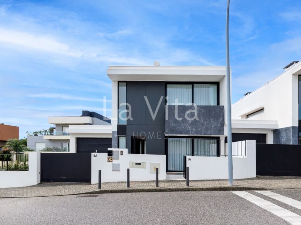 Rækkehus i Porto Salvo, Lisbon - foto 1