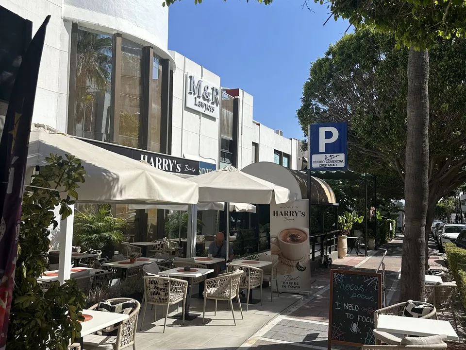 L'establiment comercial a Puerto Banus, Malaga - foto 3